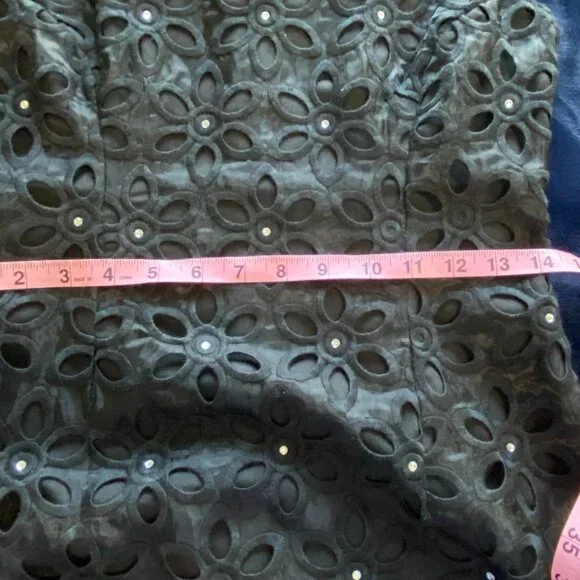 Sold!!!LILLY PULITZER BLACK DAISY FULTON EYELET DRESS SZ 2 - Picture 14 of 16